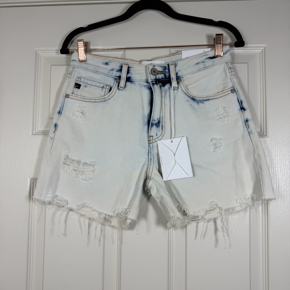 Kancan NWT High Rise Acid Wash Distressed Stretch Denim Shorts Size 3/25
